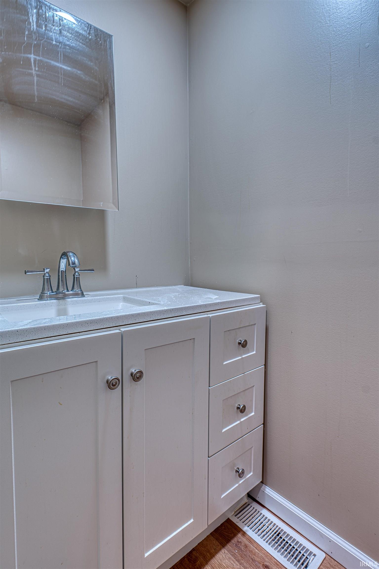 910 Mulberry Street Mount Vernon, IN 47620 - Photo 15 of 24
