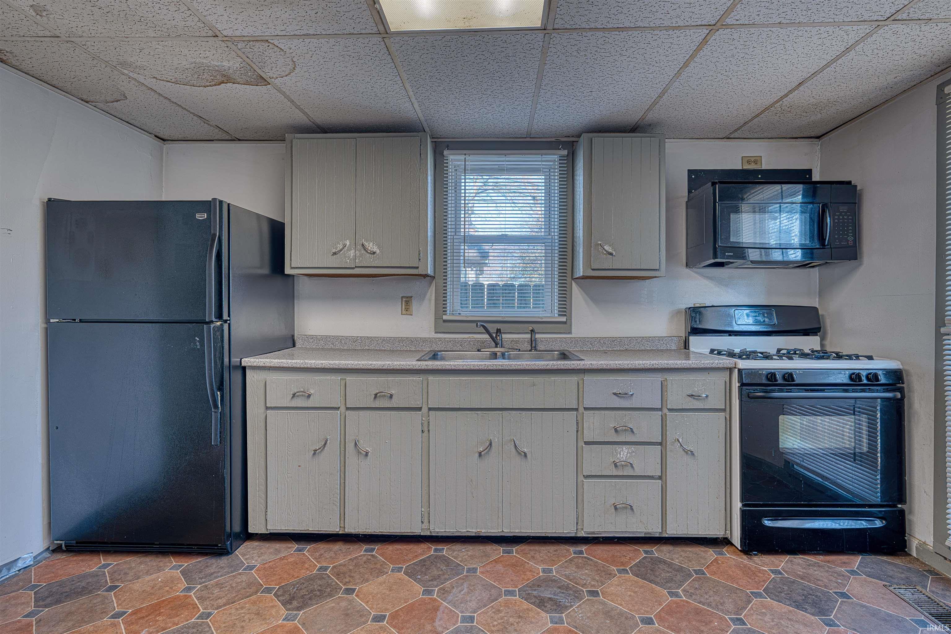 910 Mulberry Street Mount Vernon, IN 47620 - Photo 16 of 24