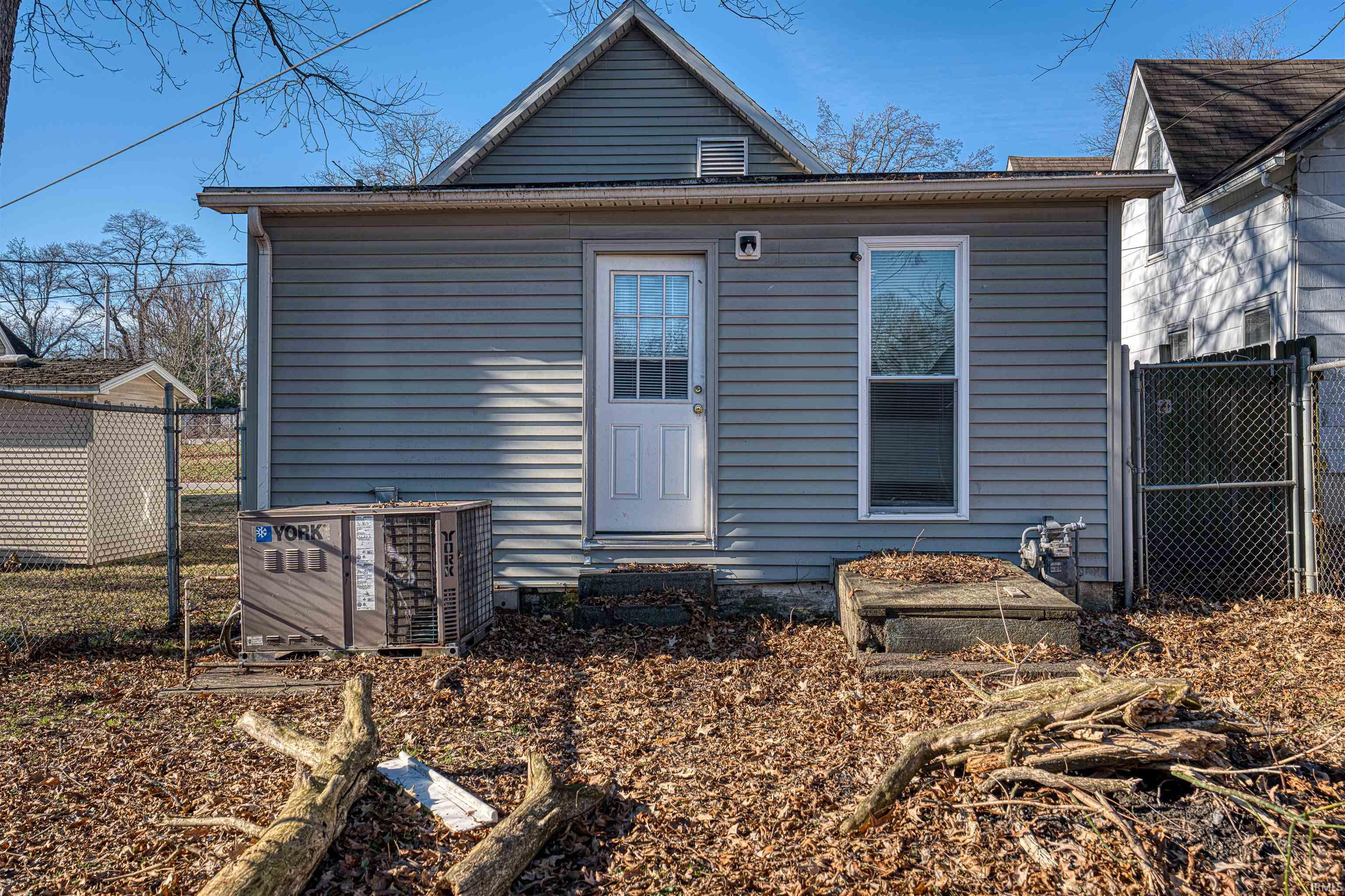 910 Mulberry Street Mount Vernon, IN 47620 - Photo 22 of 24