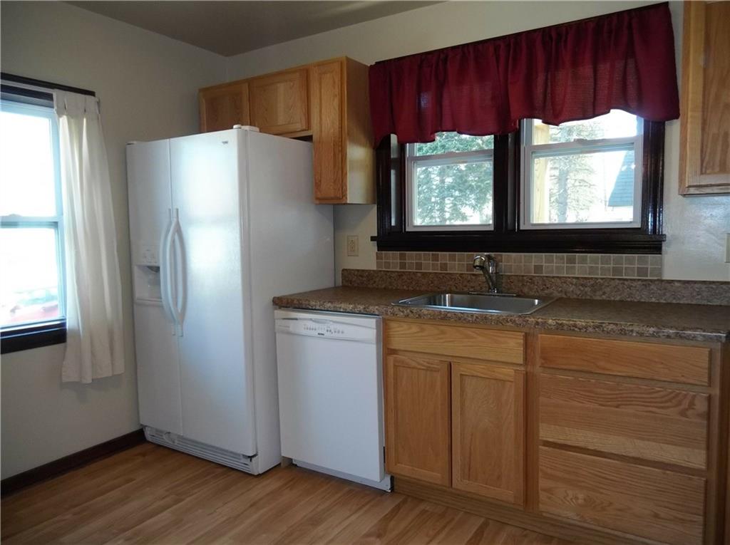 108 Grace Street McKees Rocks, PA 15136 - Photo 5 of 25