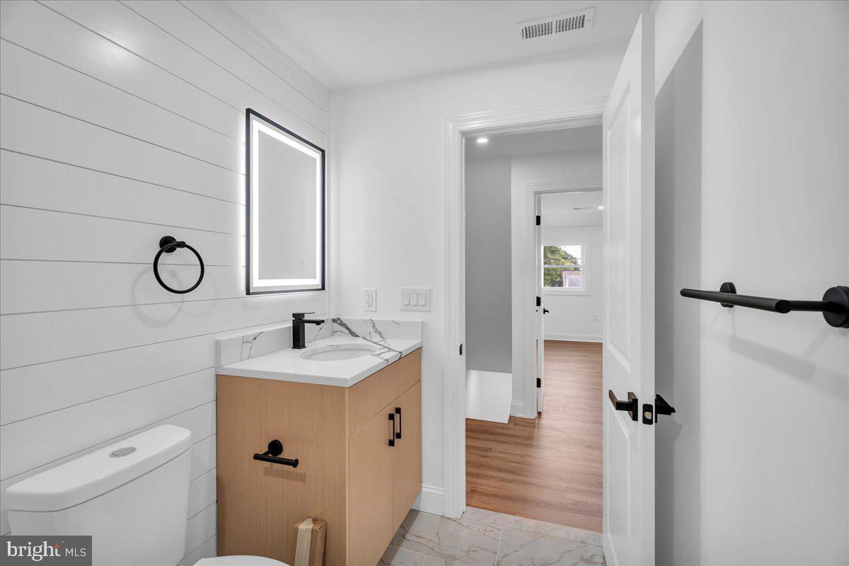 2504 Church Road Cinnaminson, NJ 08077 - Photo 39 of 79 a bathroom with a sink toilet and shower