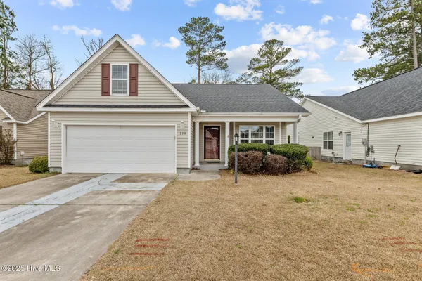 $2,050 | 138 Bermuda View, New Bern, NC 28560
