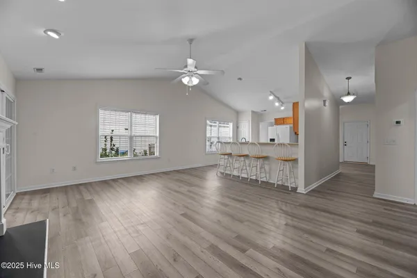 $2,050 | 138 Bermuda View, New Bern, NC 28560