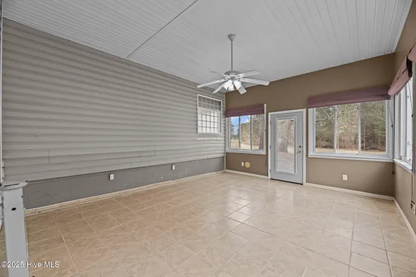 $2,050 | 138 Bermuda View, New Bern, NC 28560