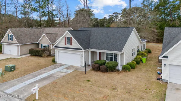 $2,050 | 138 Bermuda View, New Bern, NC 28560