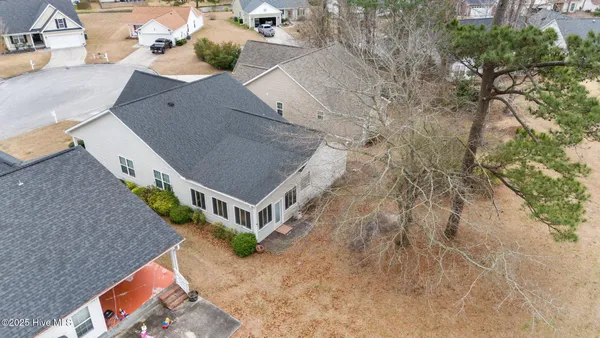 $2,050 | 138 Bermuda View, New Bern, NC 28560