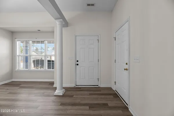 $2,050 | 138 Bermuda View, New Bern, NC 28560