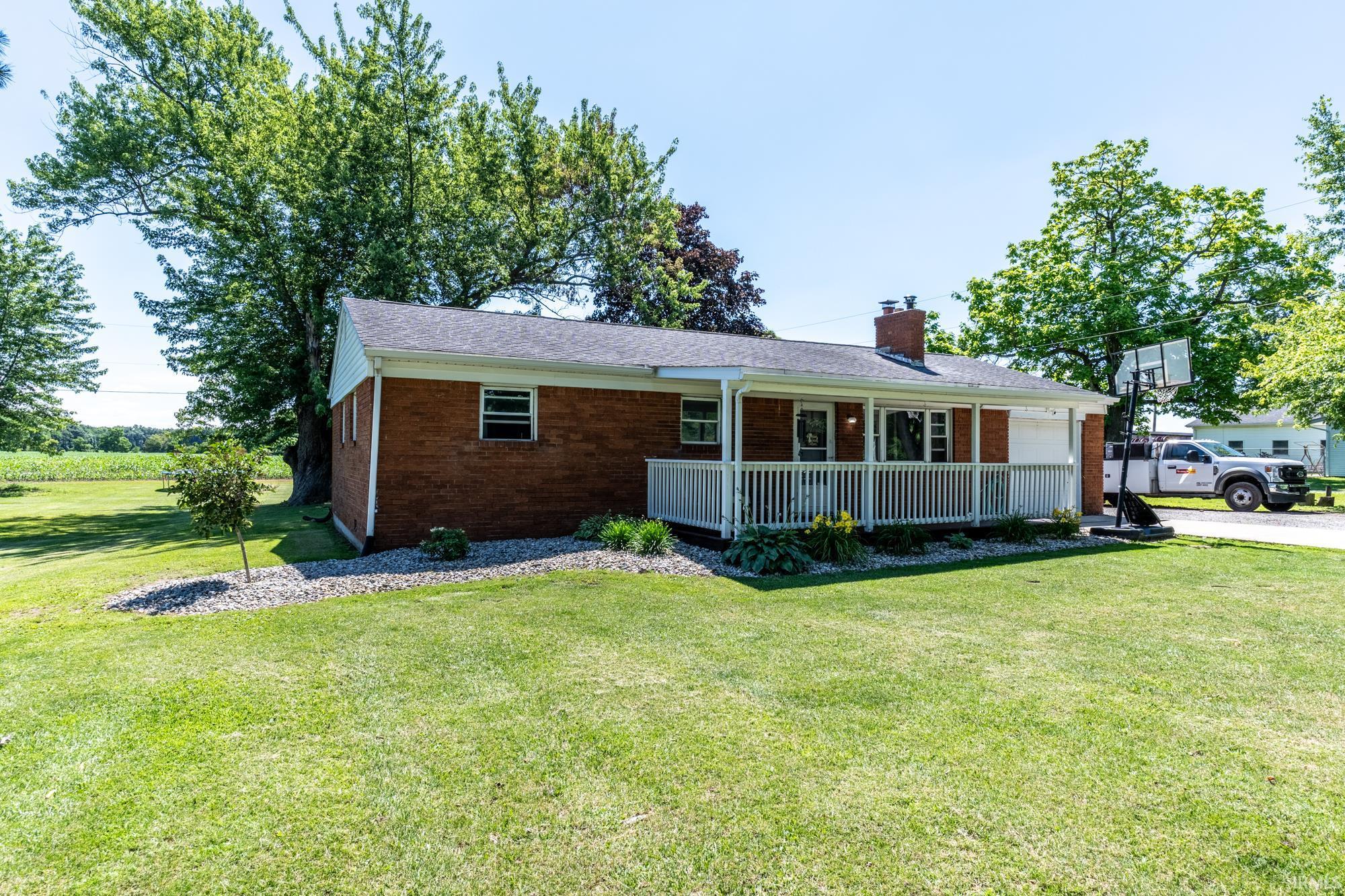 7916 Felger Road Fort Wayne, IN 46818 - Photo 3 of 29
