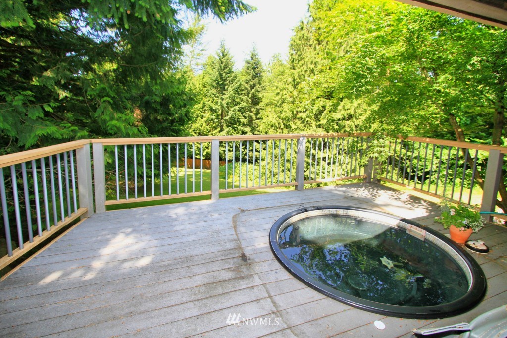 3406 Alaska Road Brier, WA 98036 - Photo 11 of 19