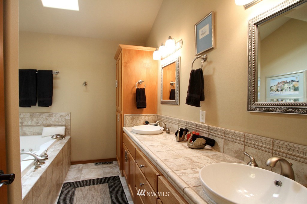 3406 Alaska Road Brier, WA 98036 - Photo 18 of 19