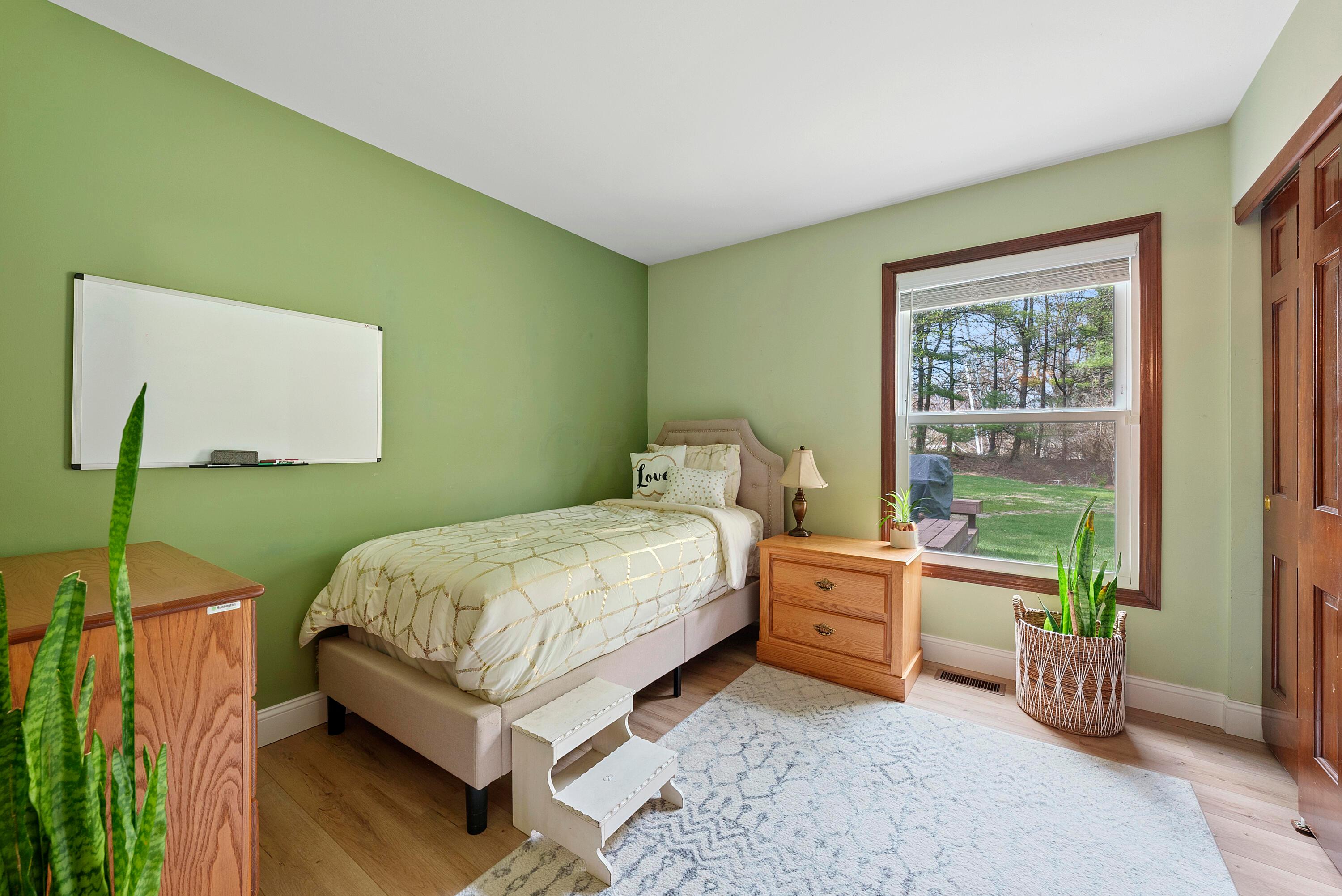 4492 Shire Mill Road Hilliard, OH 43026 - Photo 25 of 39 Bedroom