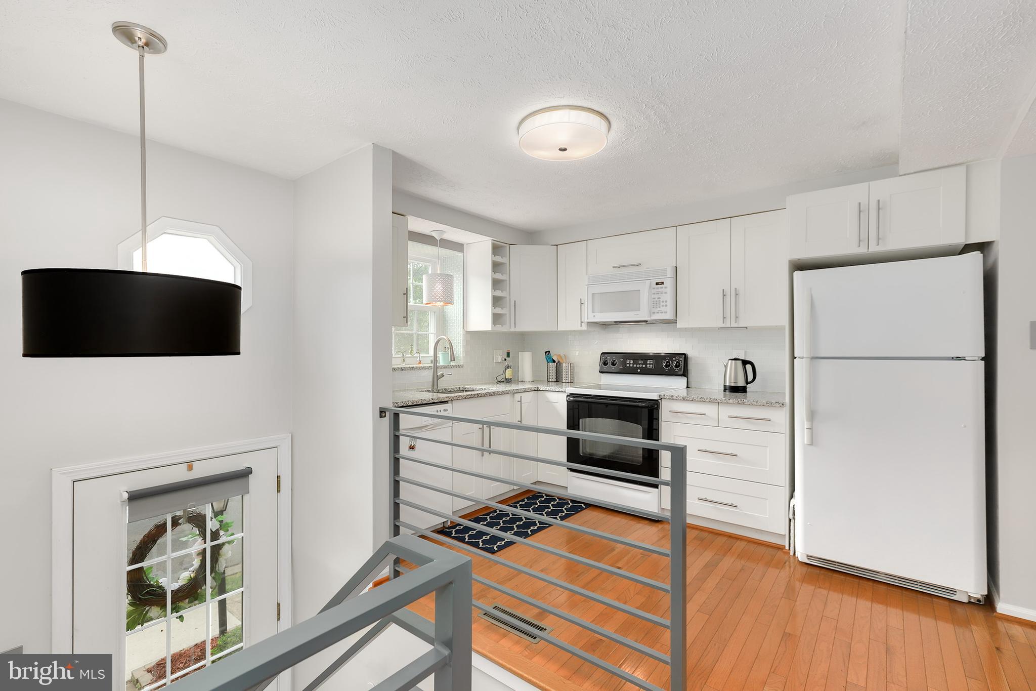 1946 Sagewood Lane Reston, VA 20191 - Photo 5 of 31 Gallery Image 5