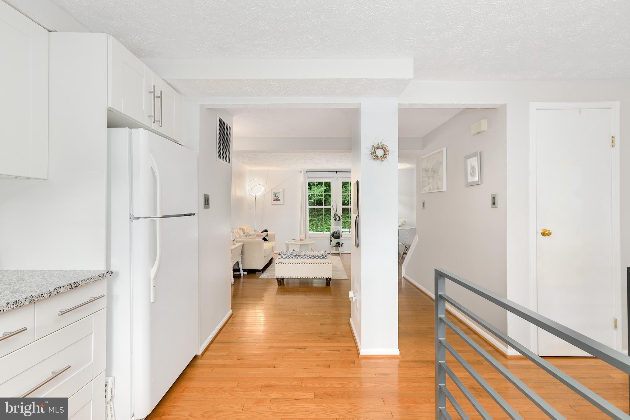 1946 Sagewood Lane Reston, VA 20191 - Photo 8 of 31 Gallery Image 8