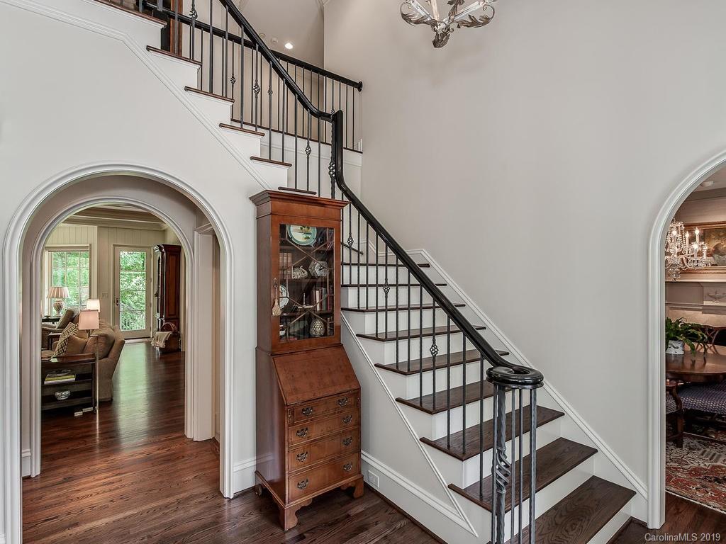 2016 Cortelyou Road Charlotte, NC 28211 - Photo 5 of 48 Gallery Image 5