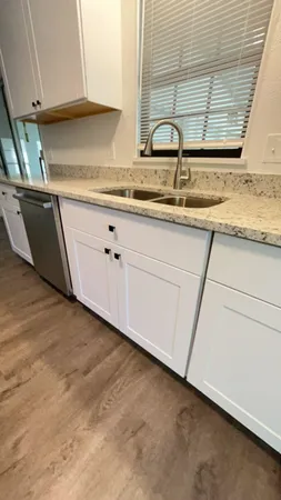 a close view of sink and tap