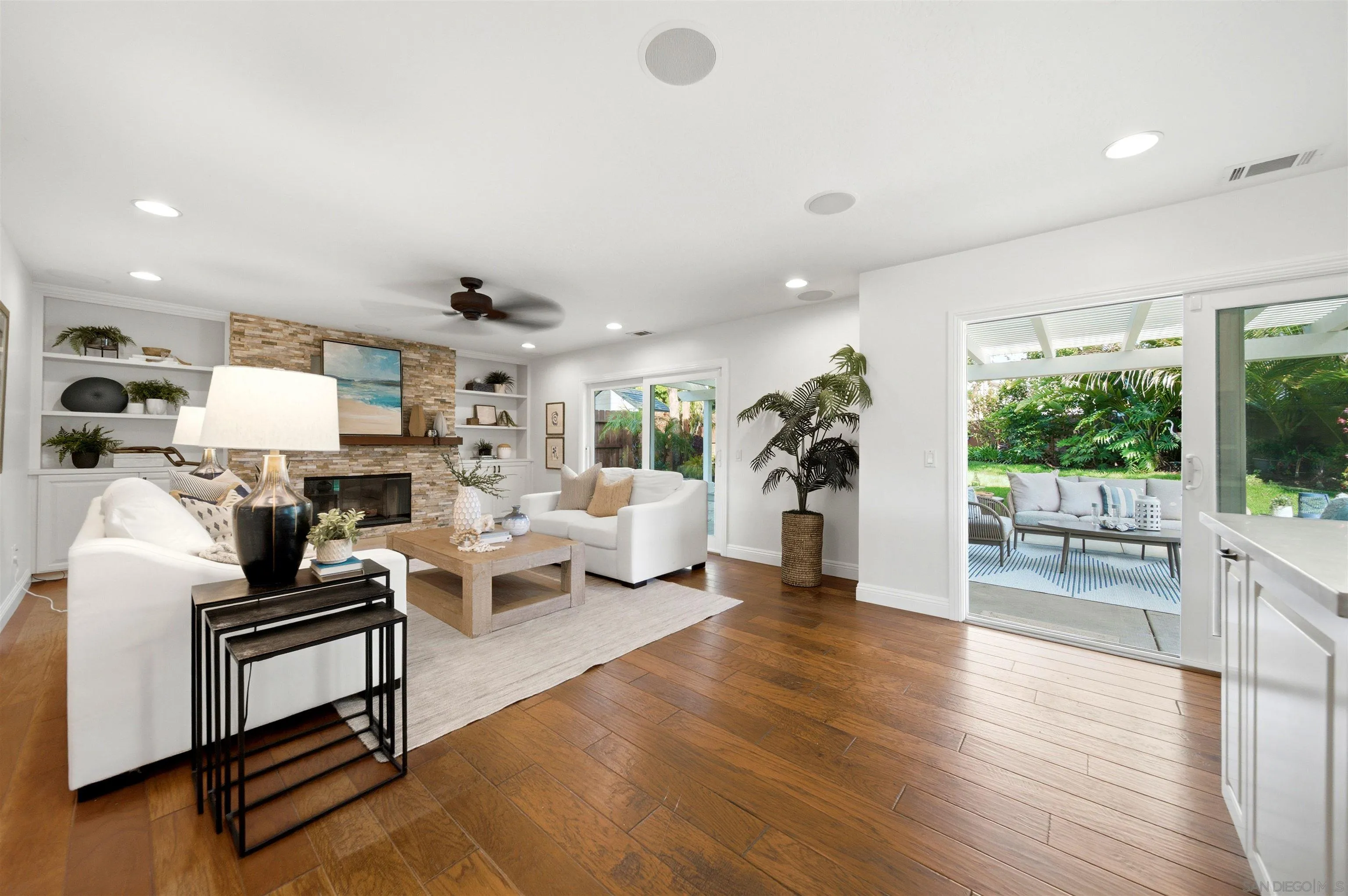 470 Delage Court Encinitas, CA 92024 - Photo 8 of 58