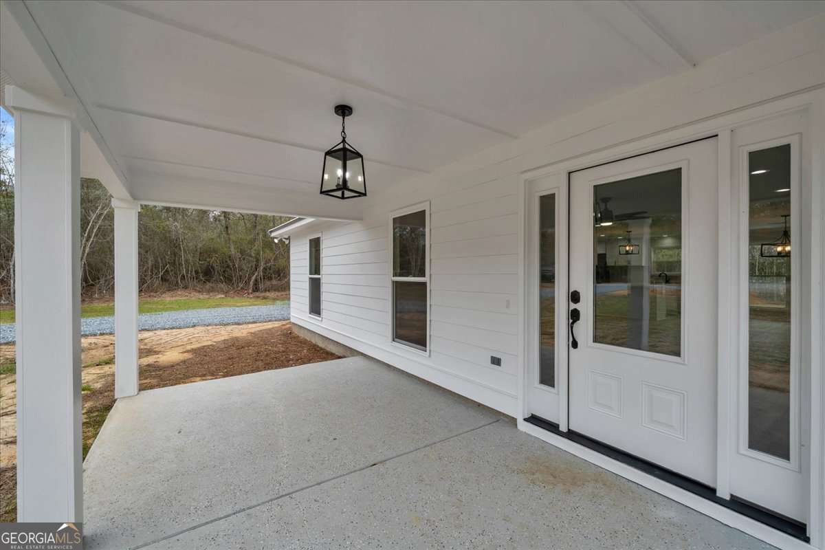 27 Bluegill Road Vienna, GA 31092 - Photo 54 of 68 a view of a room with window