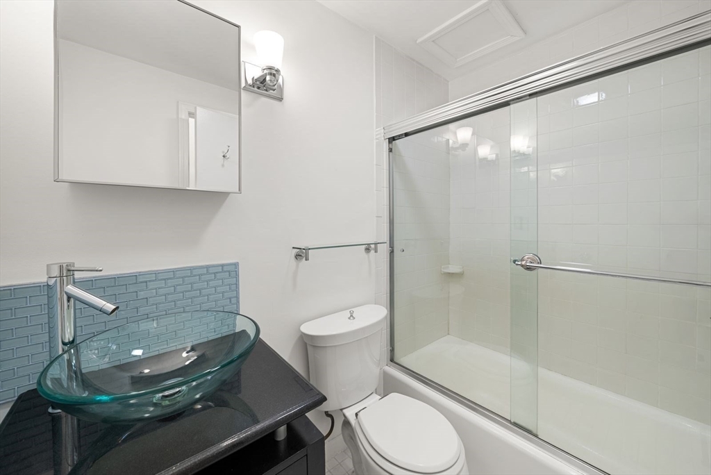 38-40 St Botolph Street, Unit 5 Boston, MA 02116 - Photo 12 of 13