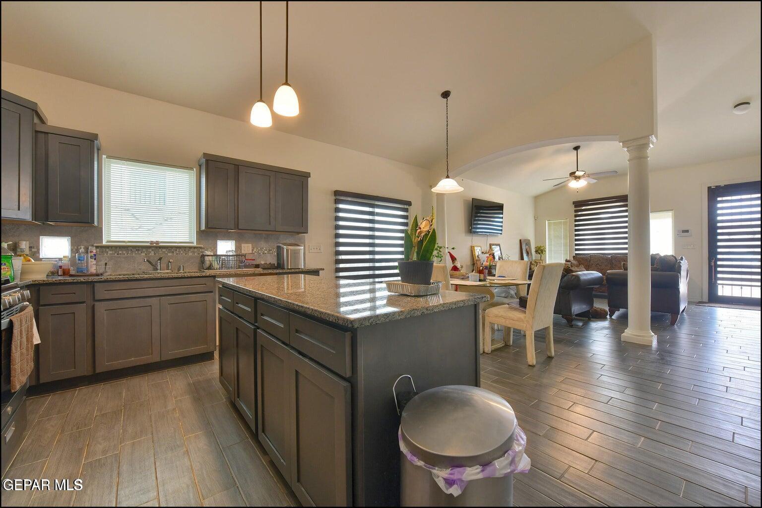 235 Herts Way El Paso, TX 79928 - Photo 12 of 33 20260112223004856838000000-o
