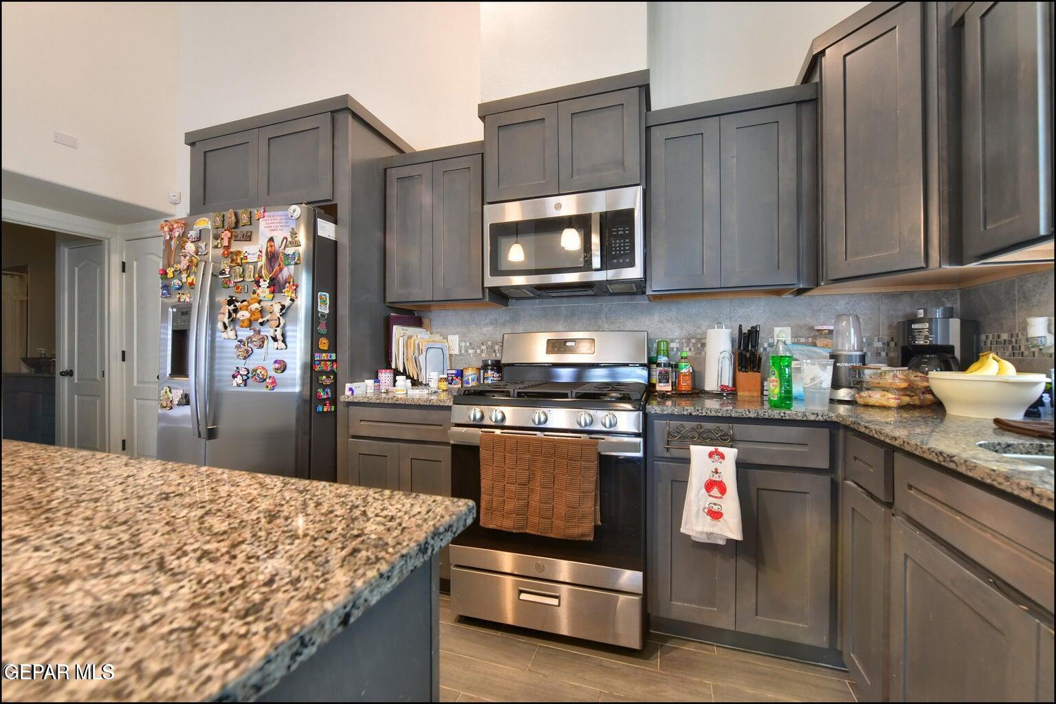235 Herts Way El Paso, TX 79928 - Photo 14 of 33 20260112223007623504000000-o