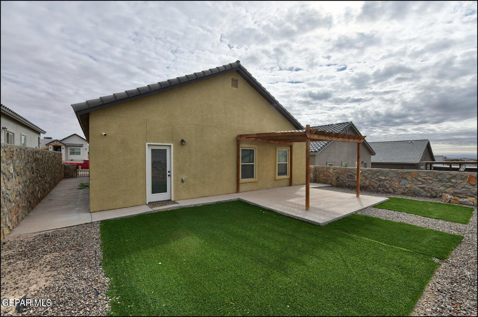 235 Herts Way El Paso, TX 79928 - Photo 31 of 33 20260112223035346828000000-o