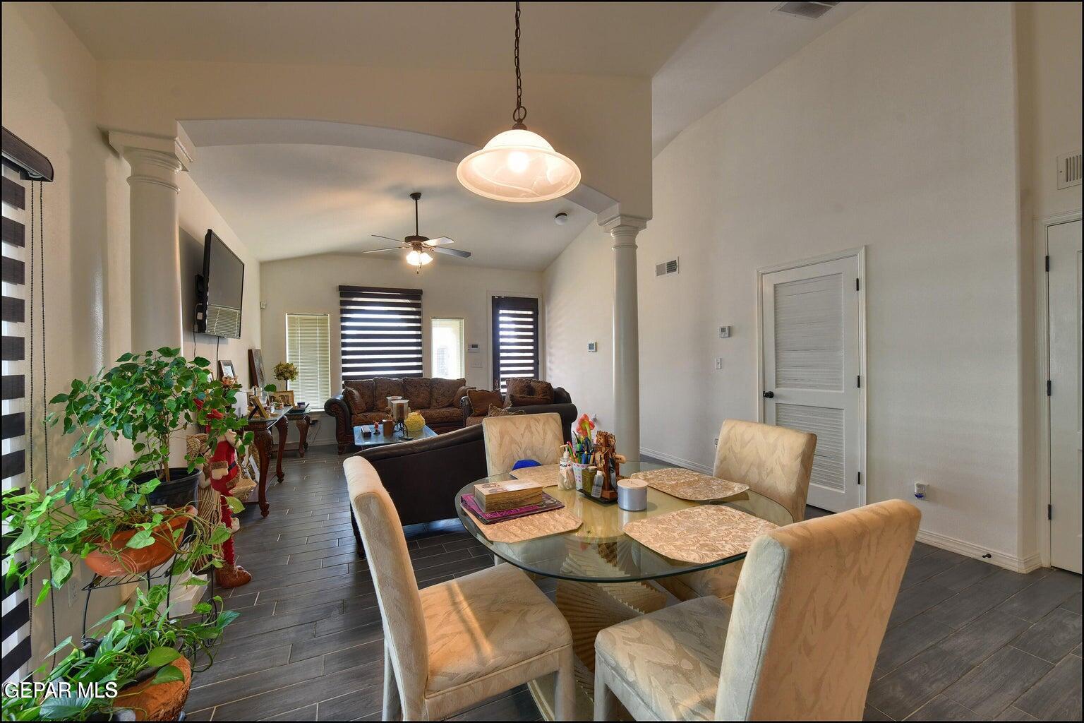 235 Herts Way El Paso, TX 79928 - Photo 9 of 33 20260112223000427172000000-o
