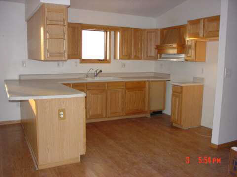 5700 North Gleaner Road Freeland, MI 48623 - Photo 3 of 9 31228945-2.JPG