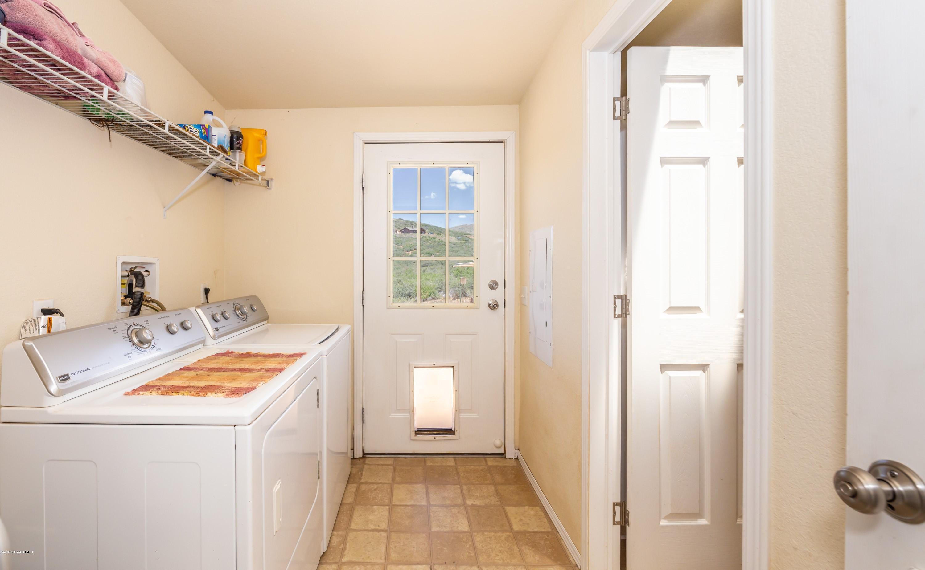17240 Leprechaun Road Dewey, AZ 86327 - Photo 15 of 18 015_Laundry Room