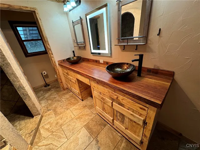 $450,000 | 25345 Bonney Road, Brownville, NY 13601