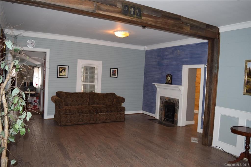 4758 County Home Road Conover, NC 28613 - Photo 5 of 21 Gallery Image 5