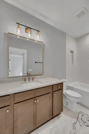 $599,990 | 520 North Maple Street, Unit 2, Murfreesboro, TN 37130