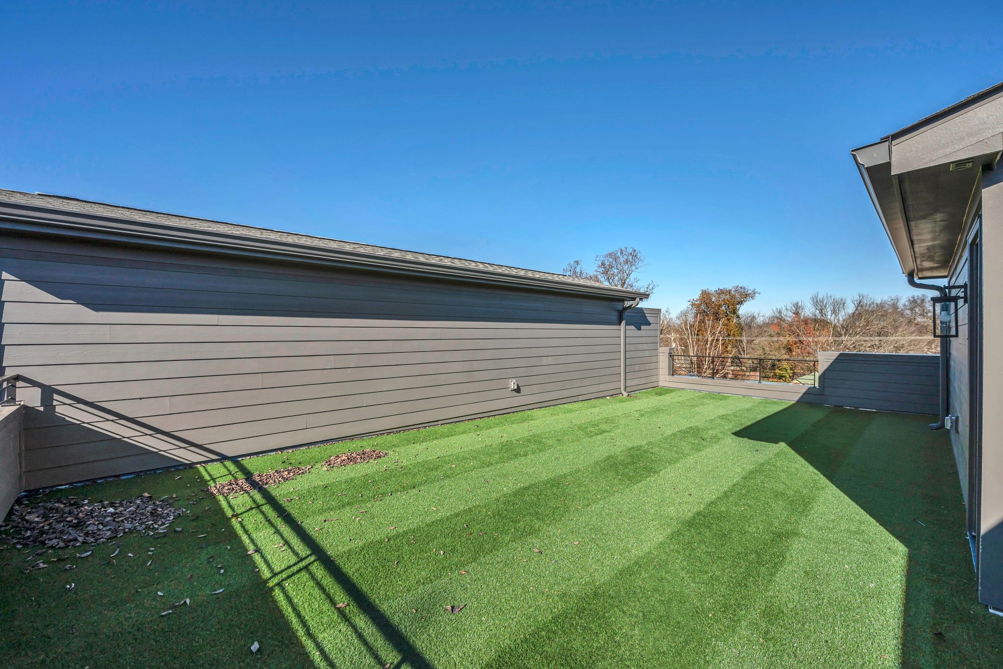 520 North Maple Street, Unit 2 Murfreesboro, TN 37130 - Photo 29 of 34 a backyard of a house with lots of green space