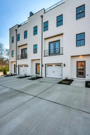 $599,990 | 520 North Maple Street, Unit 2, Murfreesboro, TN 37130