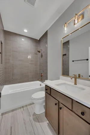 $599,990 | 520 North Maple Street, Unit 2, Murfreesboro, TN 37130