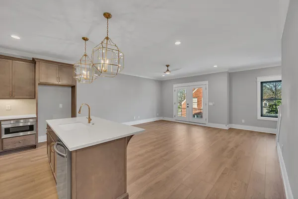 $599,990 | 520 North Maple Street, Unit 2, Murfreesboro, TN 37130