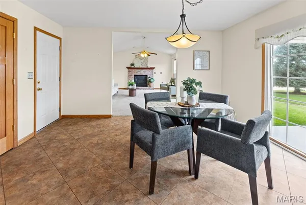 $334,900 | 148 Patriots Drive, Bethalto, IL 62010