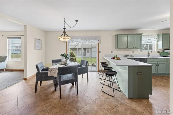 $334,900 | 148 Patriots Drive, Bethalto, IL 62010