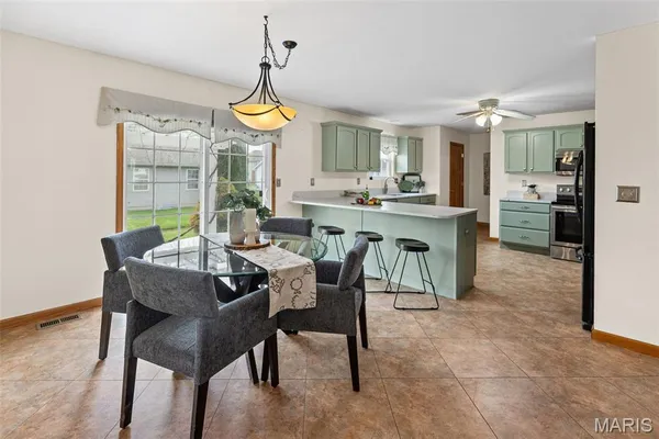 $334,900 | 148 Patriots Drive, Bethalto, IL 62010