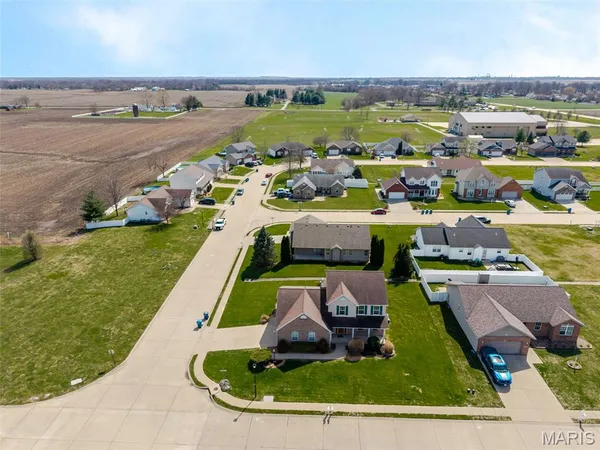 $334,900 | 148 Patriots Drive, Bethalto, IL 62010