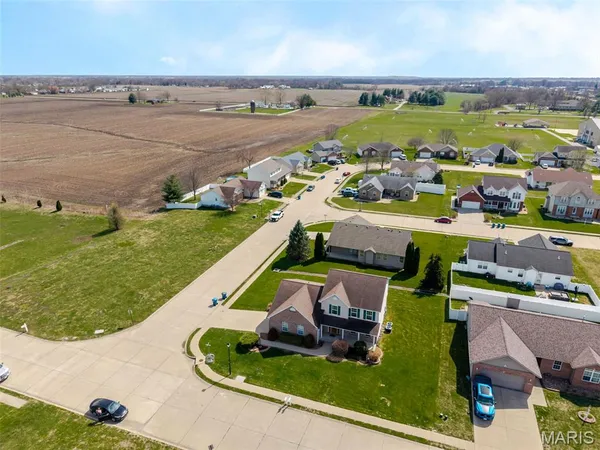 $334,900 | 148 Patriots Drive, Bethalto, IL 62010