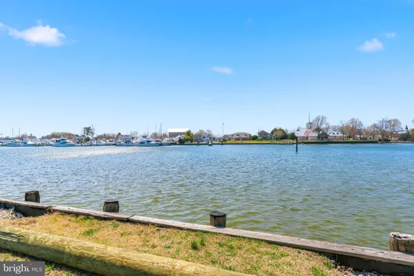 $420,000 | 754 Bellefield Road, Unit 103, Solomons, MD 20629