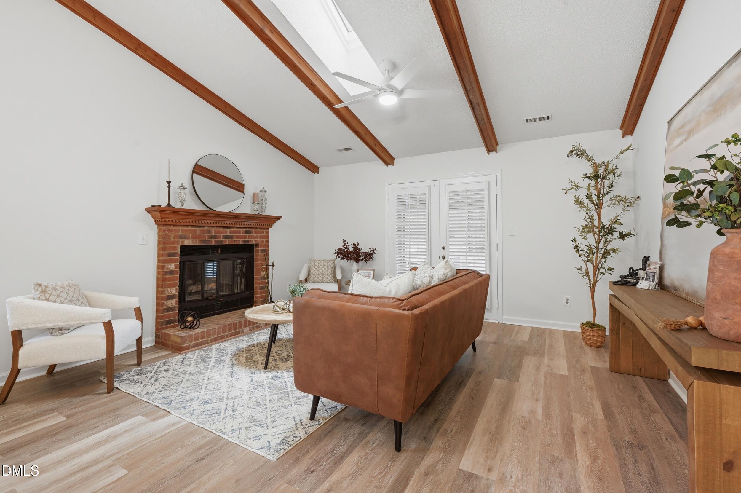 1413 Mapleside Court Raleigh, NC 27609 - Photo 7 of 20 Living Room