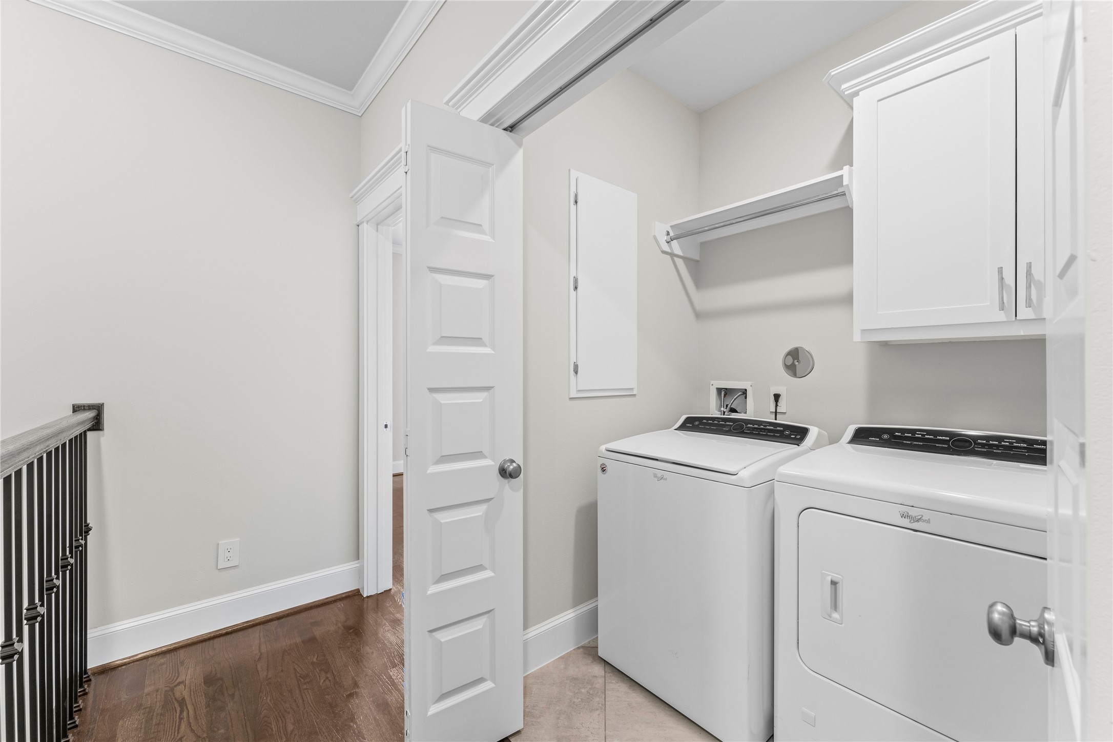 2806 Princeton Street Houston, TX 77009 - Photo 15 of 20 a utility room with dryer and washer