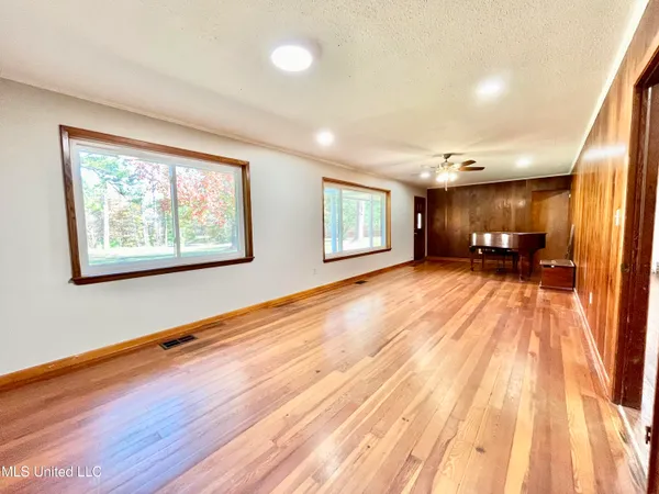 $199,900 | 7096 Highway 28, Hazlehurst, MS 39083