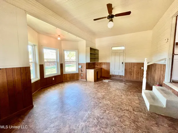 $199,900 | 7096 Highway 28, Hazlehurst, MS 39083