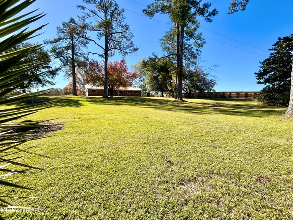 $199,900 | 7096 Highway 28, Hazlehurst, MS 39083