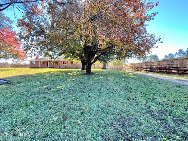 $199,900 | 7096 Highway 28, Hazlehurst, MS 39083