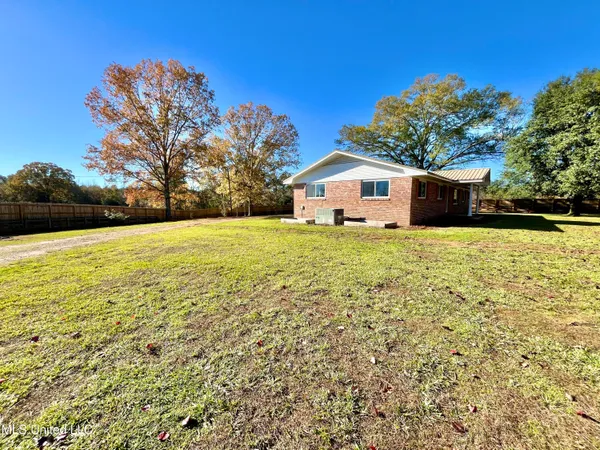 $199,900 | 7096 Highway 28, Hazlehurst, MS 39083