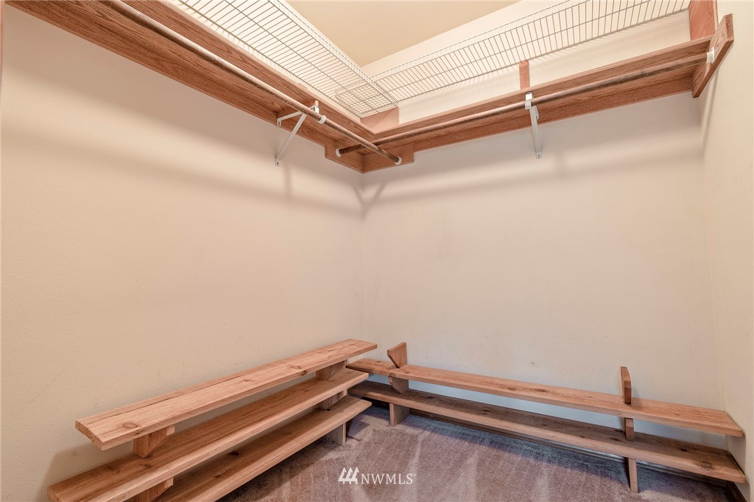 11227 Northeast 174th Street Bothell, WA 98011 - Photo 19 of 38