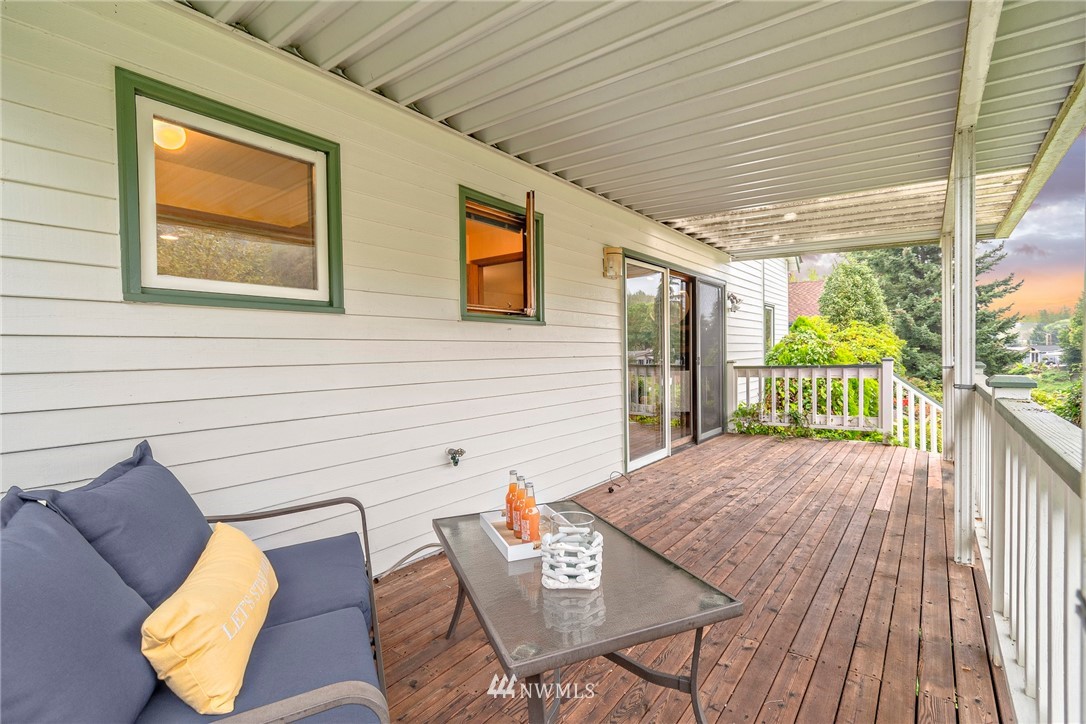 11227 Northeast 174th Street Bothell, WA 98011 - Photo 33 of 38